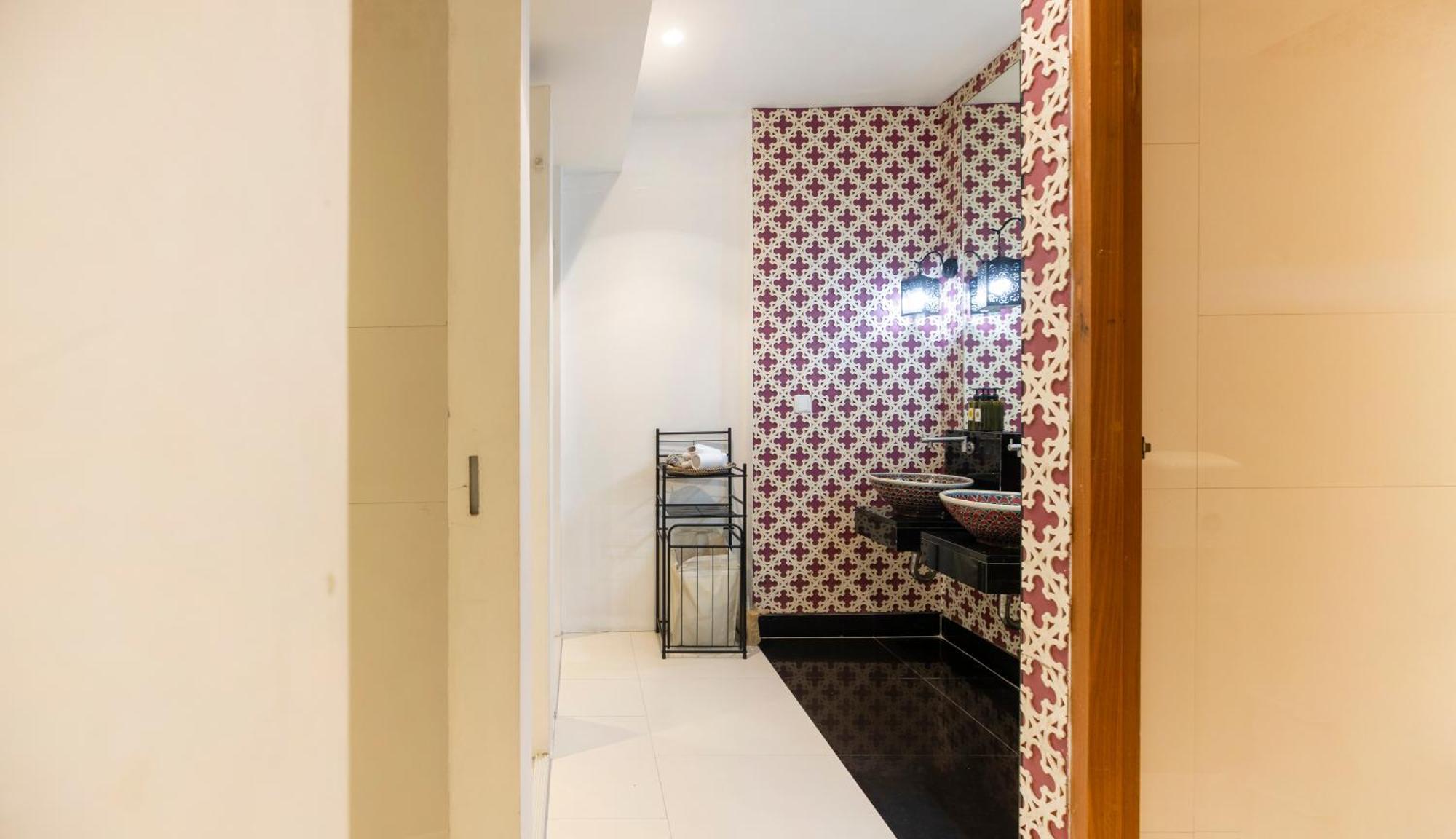 Nimit Boutique Hotel Бангкок Экстерьер фото