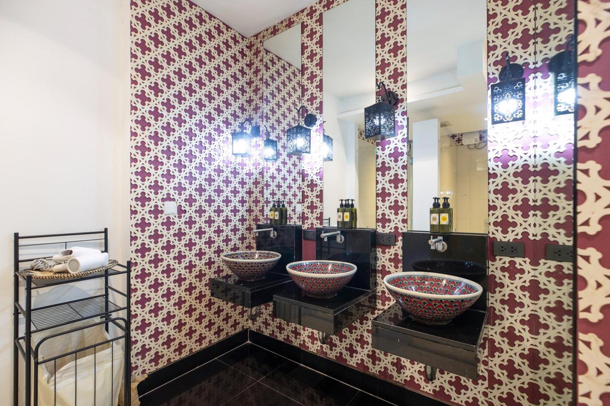 Nimit Boutique Hotel Бангкок Экстерьер фото