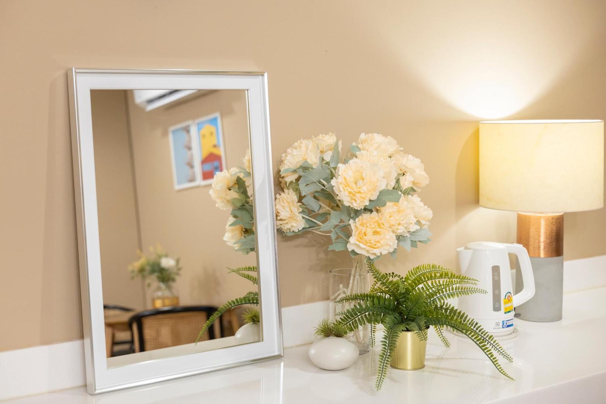 Nimit Boutique Hotel Бангкок Экстерьер фото